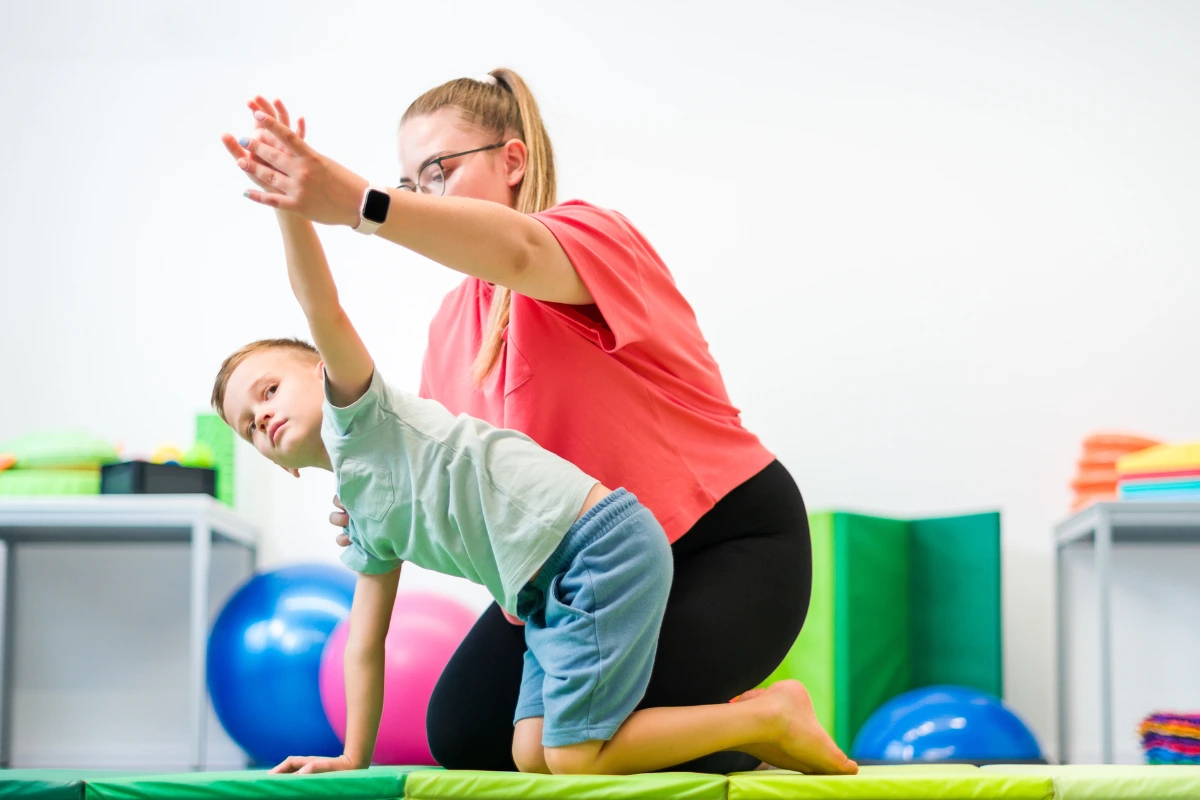 Occupational therapy activities improving child motor skills