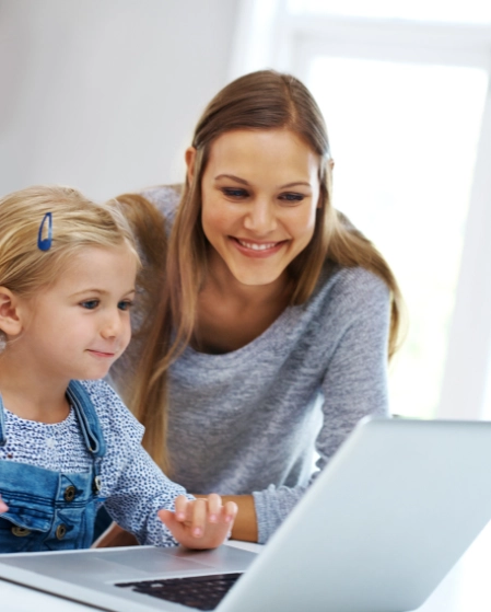 Online therapy session for children with interactive learning tools